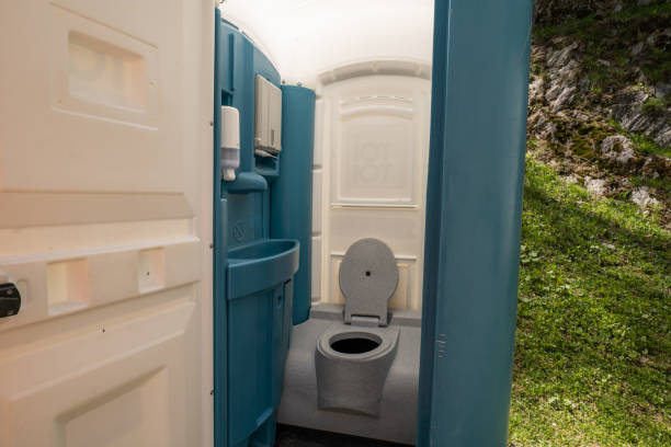 Portable Toilet Options We Offer in Camp Swift, TX